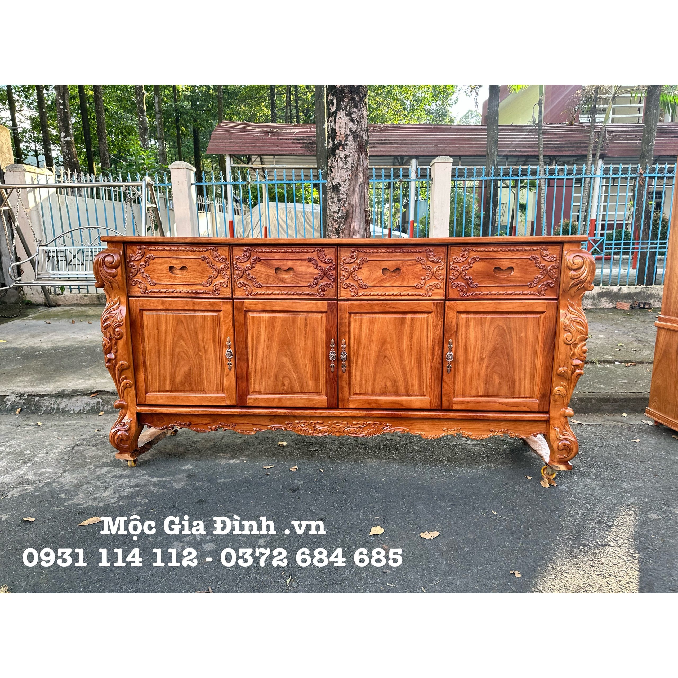 Kệ tivi Gõ Đỏ Luis