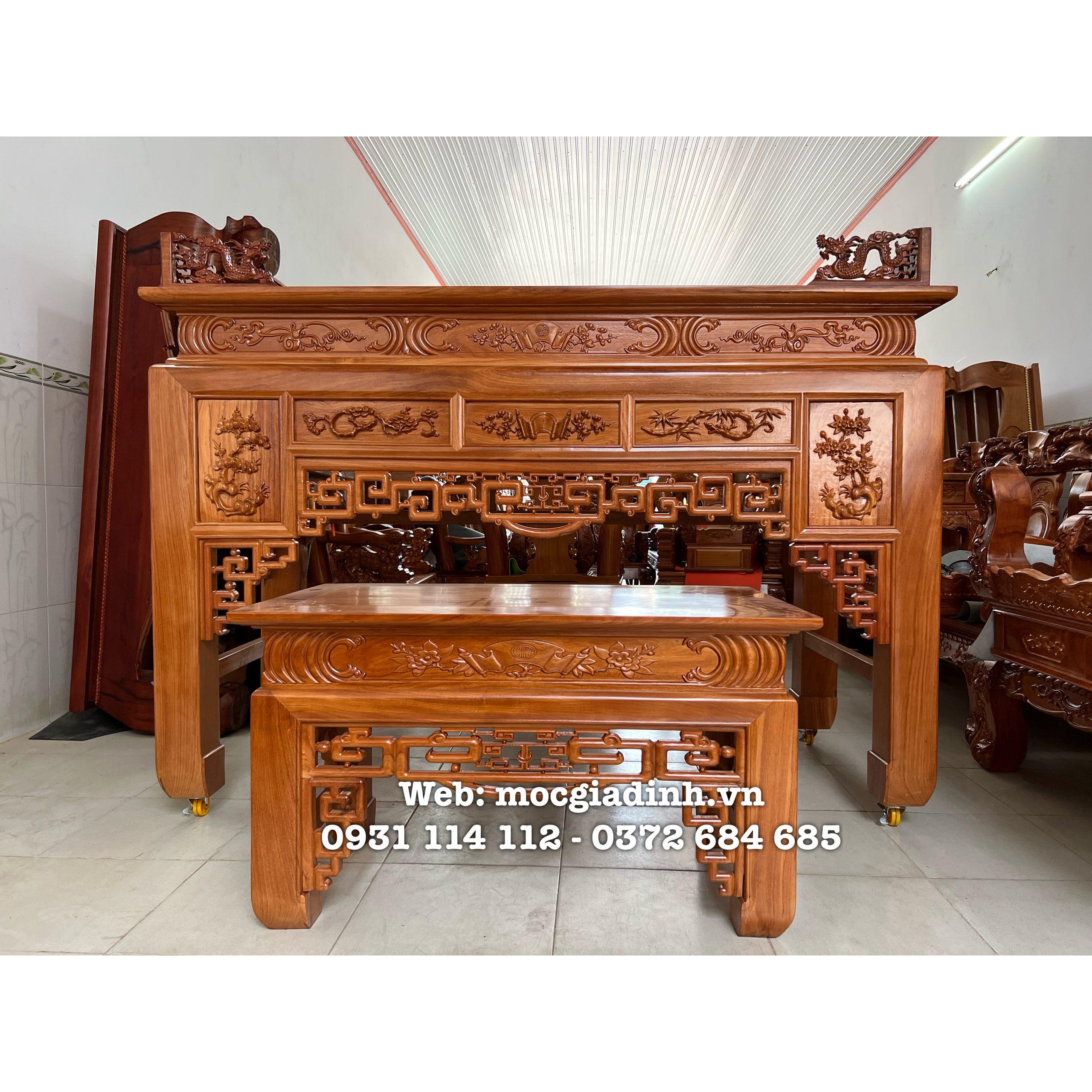 Sập thờ Gia Tiên Gõ Đỏ chân vát Trụ 14