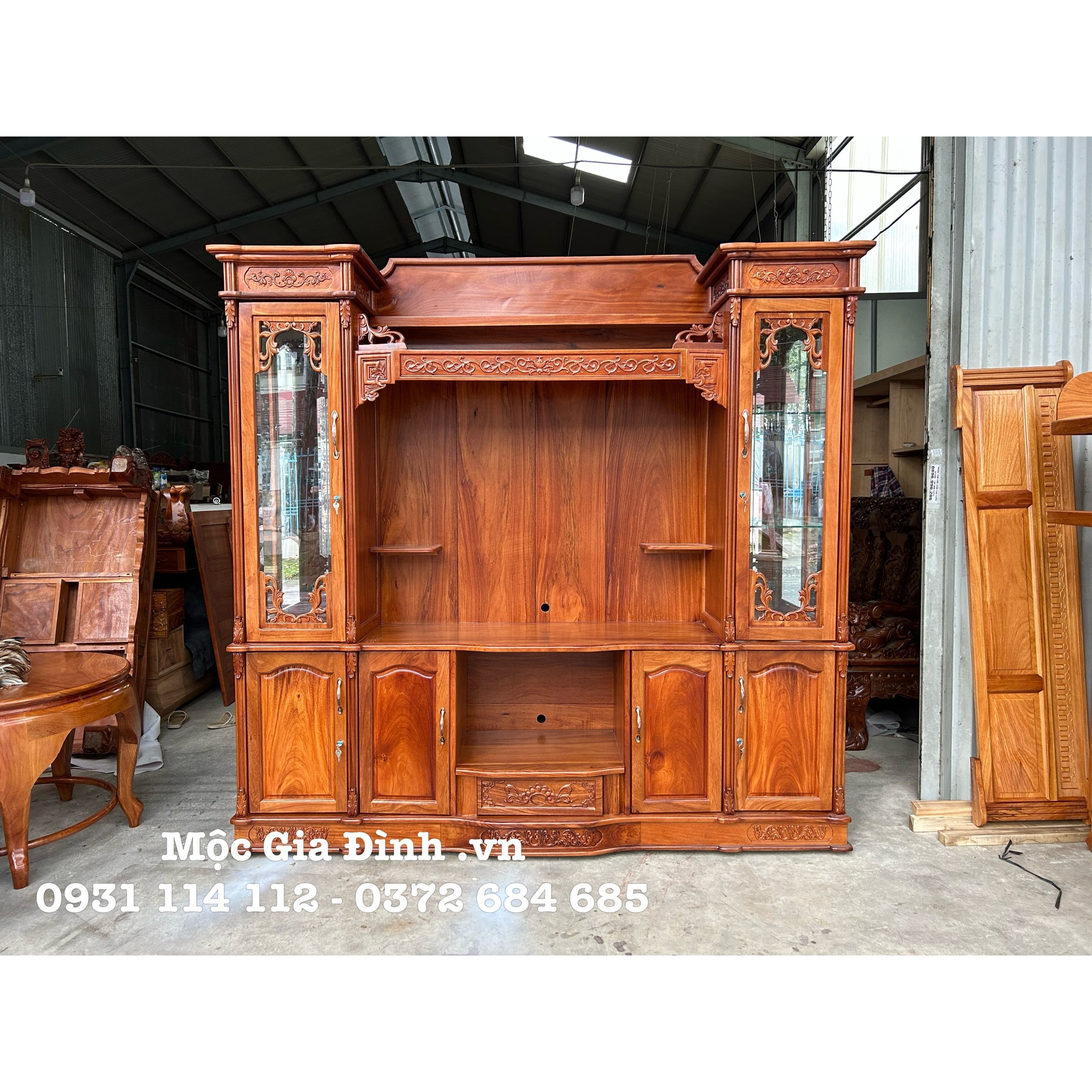 Kệ tivi Gõ Đỏ Kết Hợp Bàn Thờ Gia Tiên Nhị Cấp