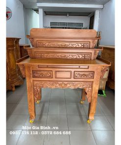 Bàn thờ gia tiên tam cấp gỗ Gõ Đỏ 147cm mặt nguyên tấm
