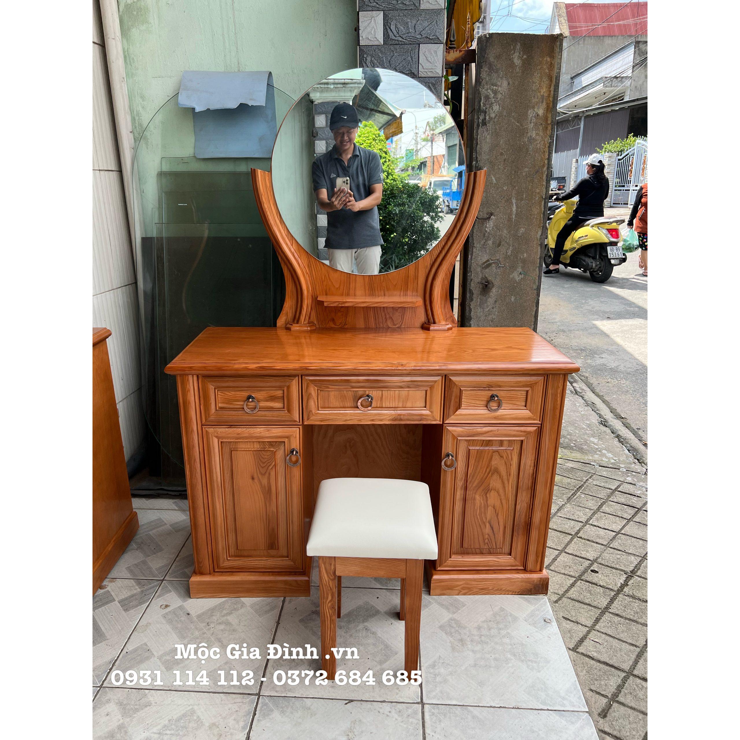 Bàn trang điểm gỗ Sồi Tròn 1.1m