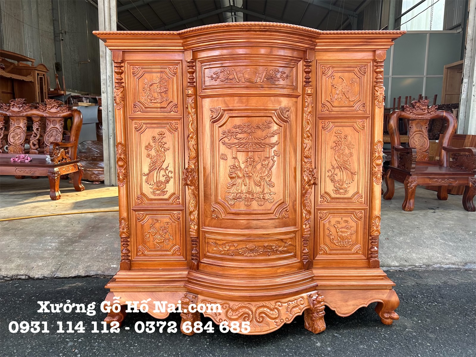 Tủ thờ Gõ Đỏ chạm Tam Đa