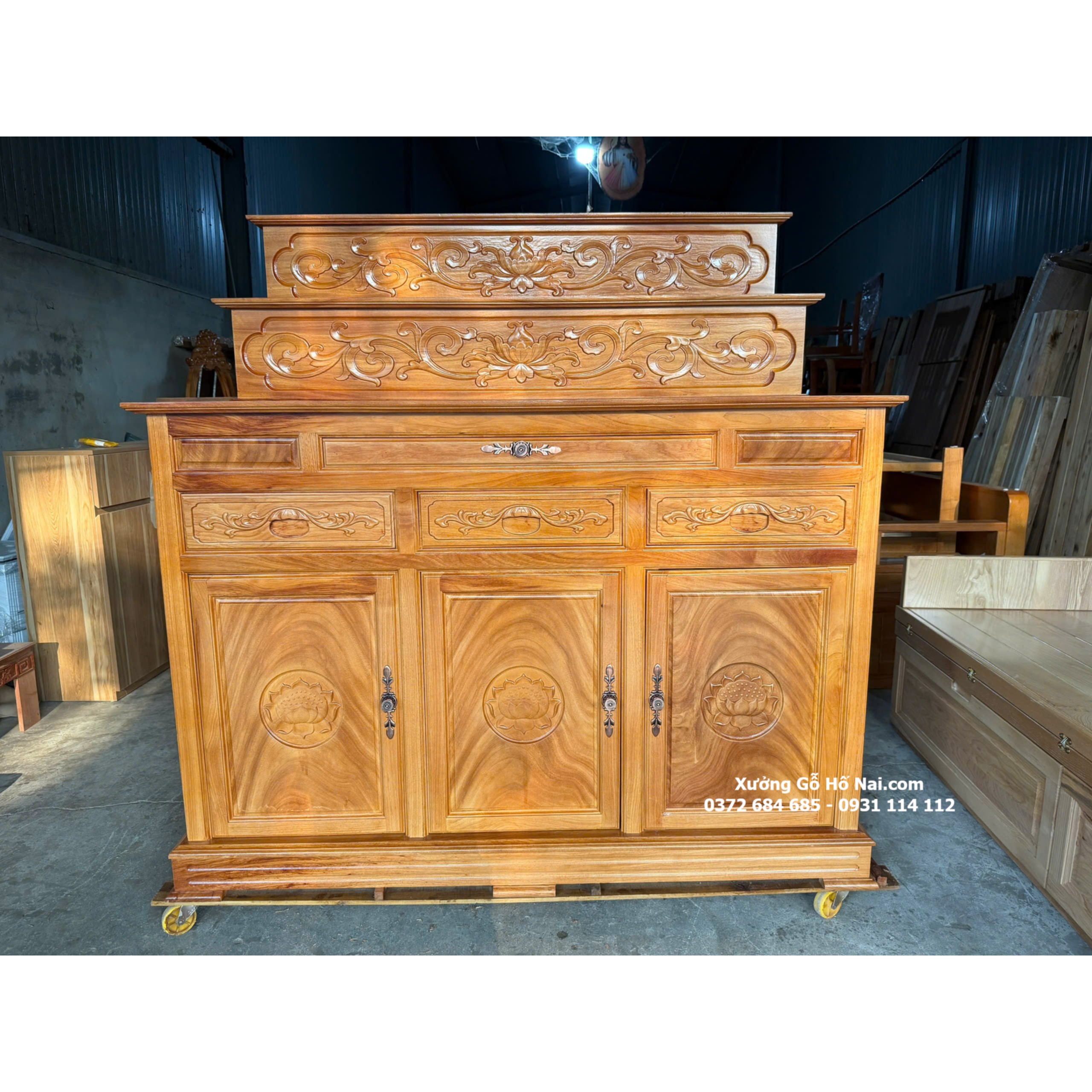 Tủ thờ tam cấp gỗ gõ 21B03 - Image 3